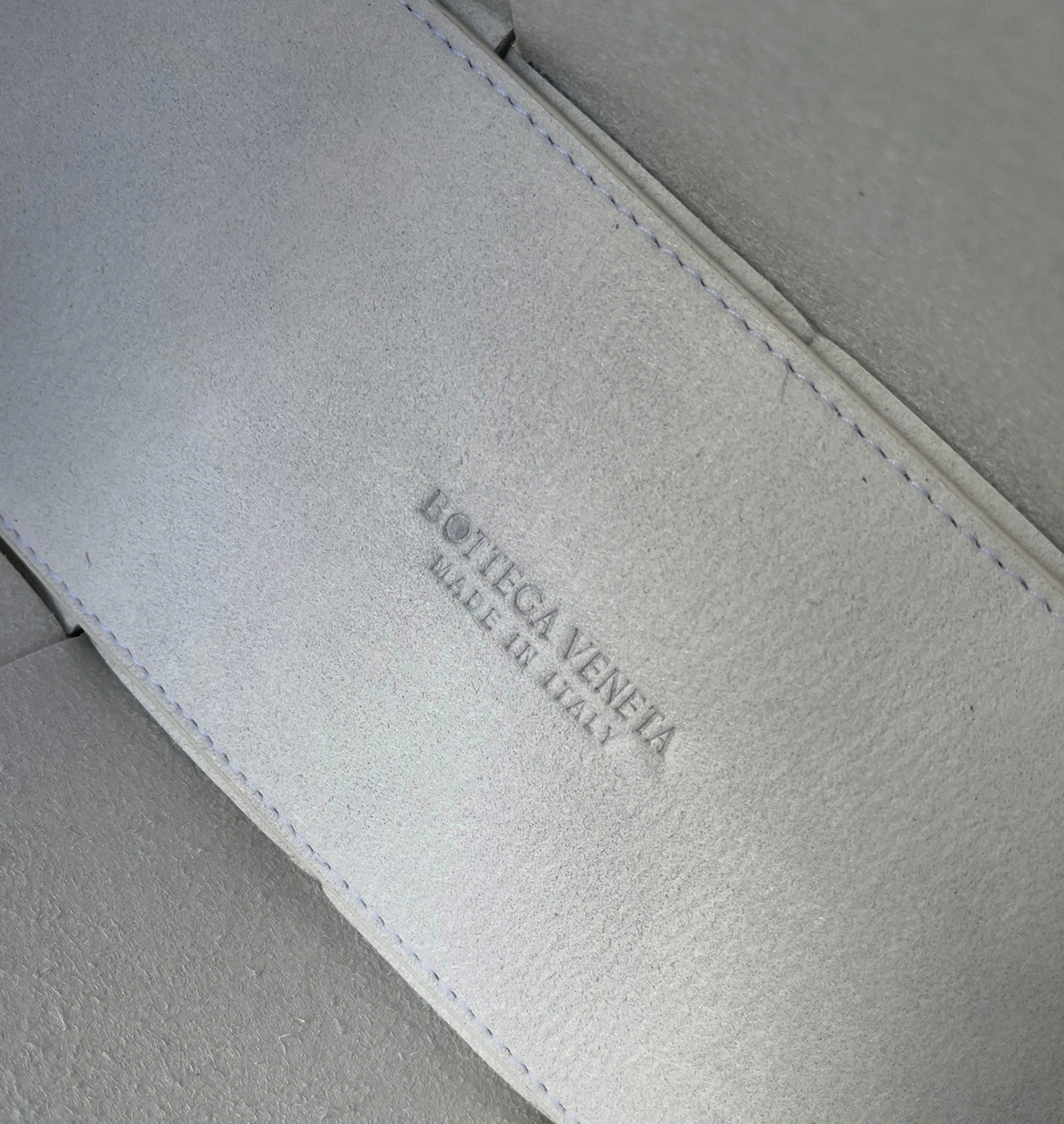 Replica B0tt*ga Ven*ta Arco Small Tote White