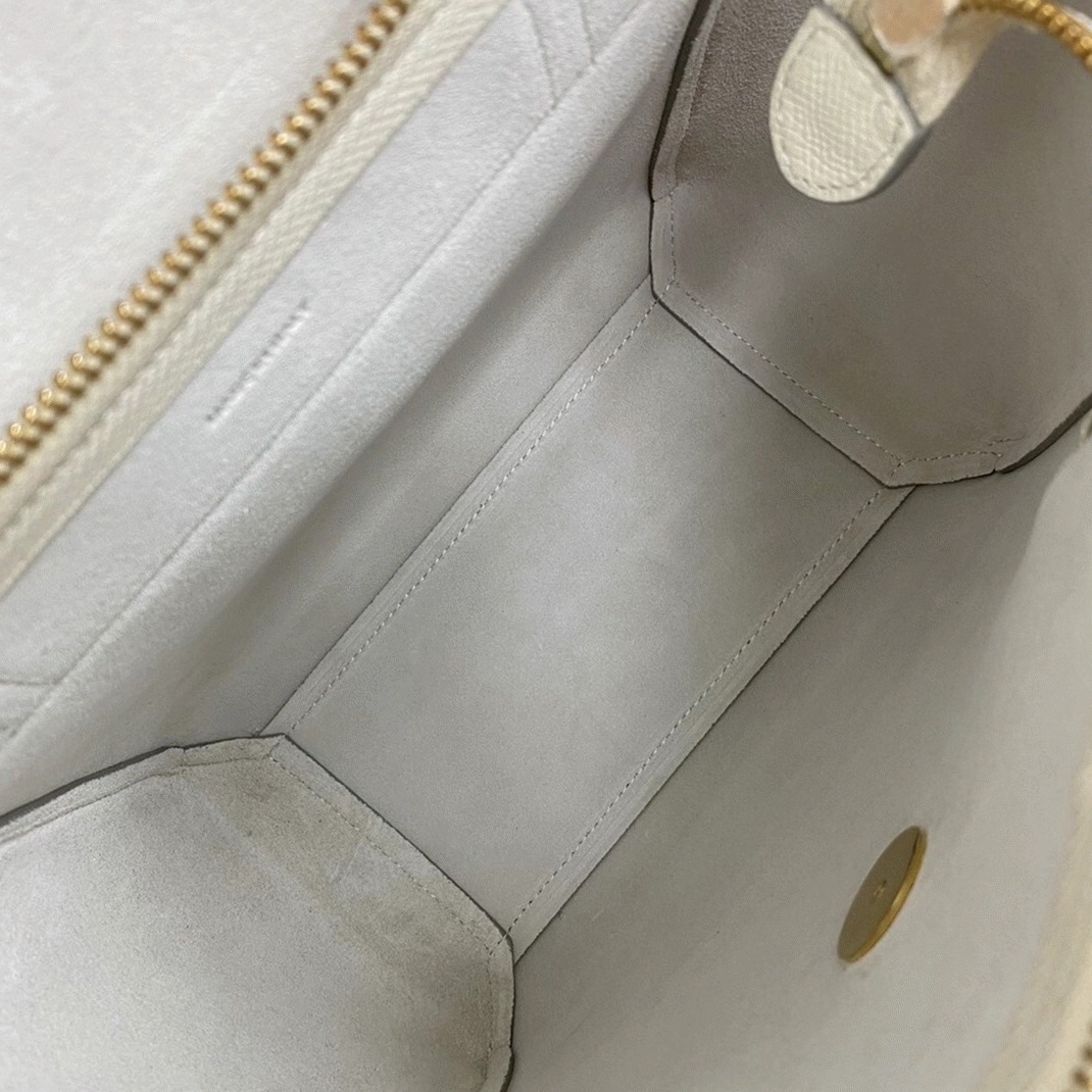 Ce1i*e Belt Nano Bag Knockoff in White