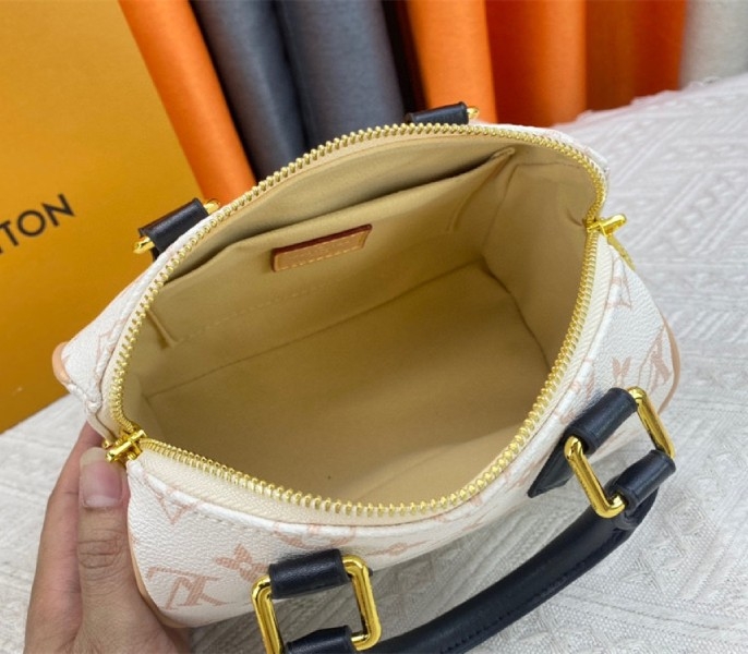 L0vis Vvtt0n Monogram Dune Canvas Speedy 20 Handbag With Strap