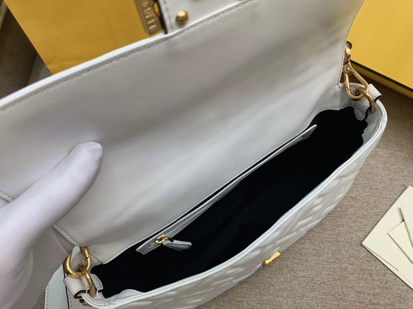 Top Quality Knockoff F**di Medium Baguette Bag In White FF