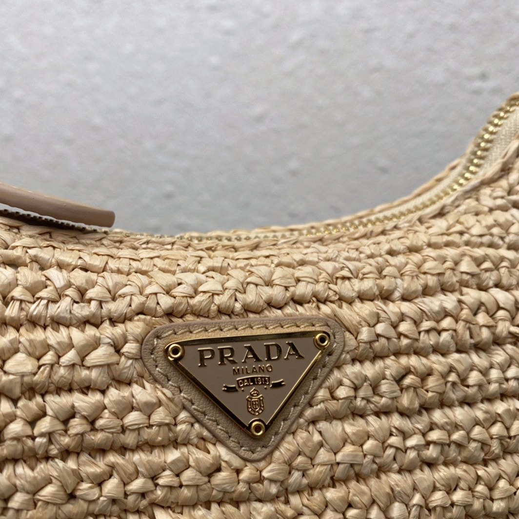 Pra*a Re-Edition Shoulder Bag Knockoff in Beige