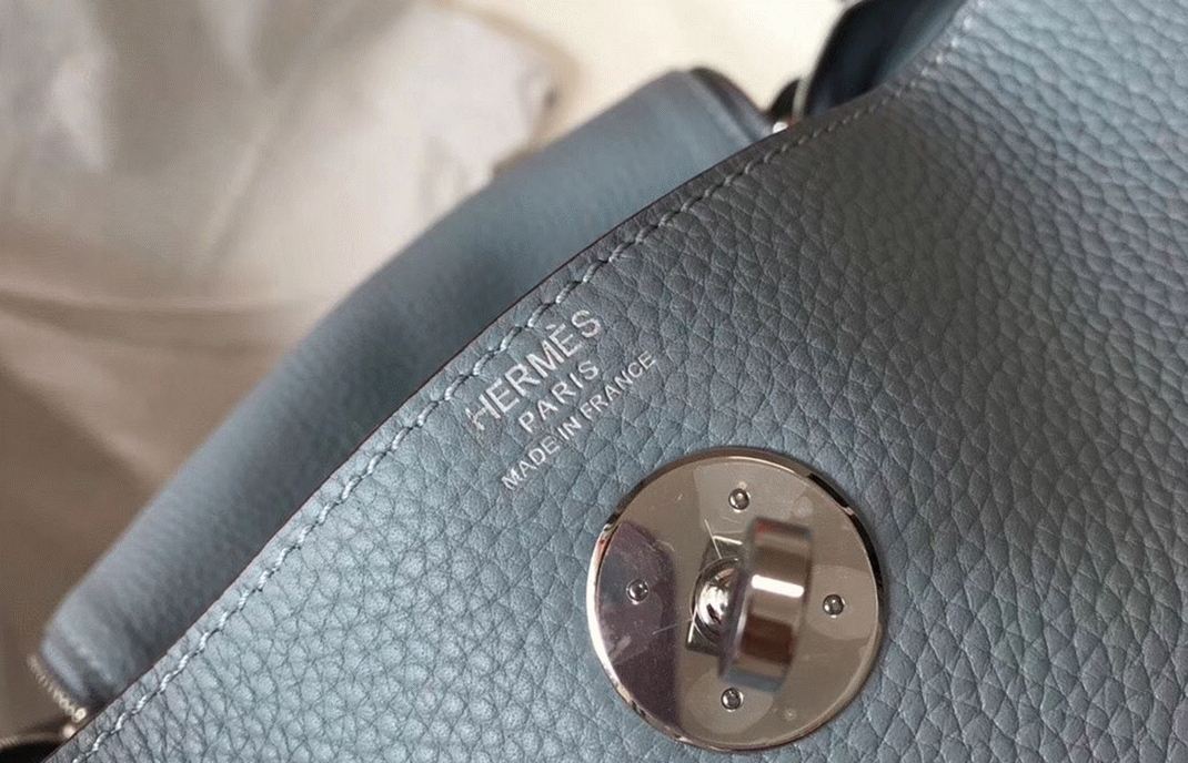 Replica H**me5 Lindy 30cm bag in blue lin color