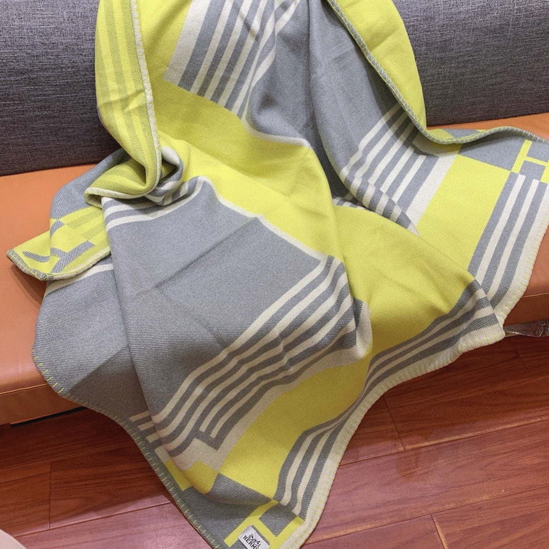 Top replica H**me5 Ithaque blanket in tilleul wool and cashmere