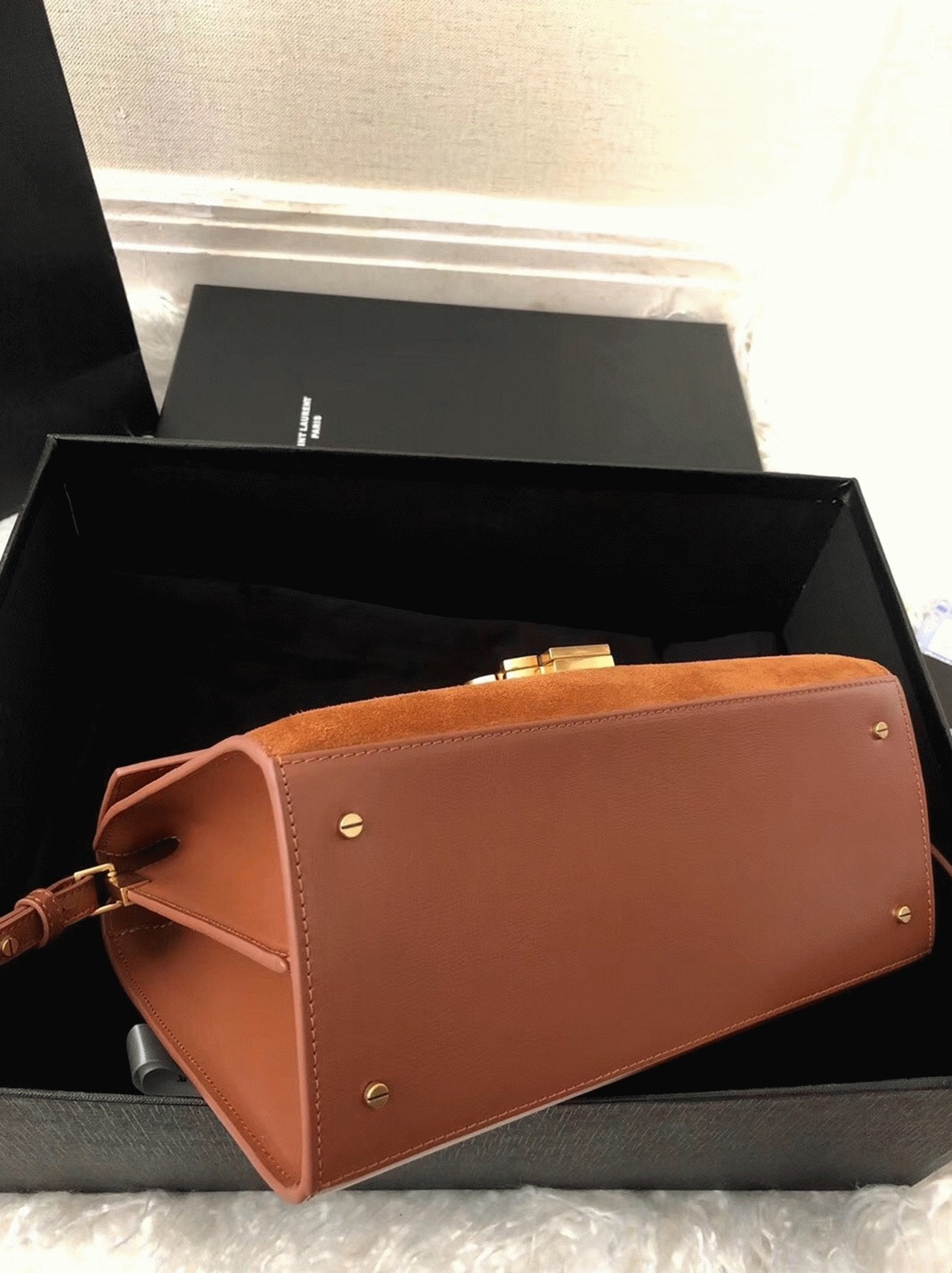 Fake Sa1nt Lau*nt Cassandra Medium Bag Brown Suede