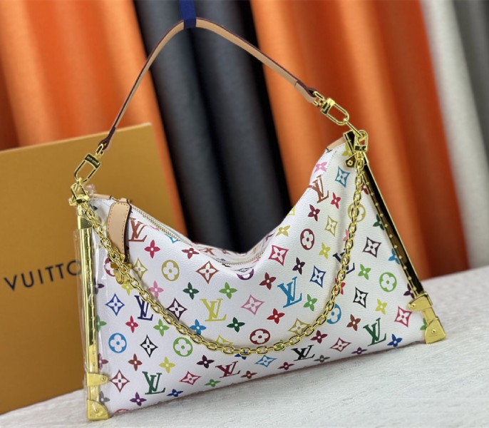 L0vis Vvtt0n X TM Multicolored Lucky Trunk In White