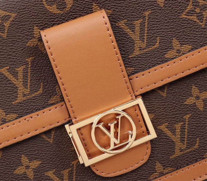L0vis Vvtt0n Monogram Canvas Dauphine Bag
