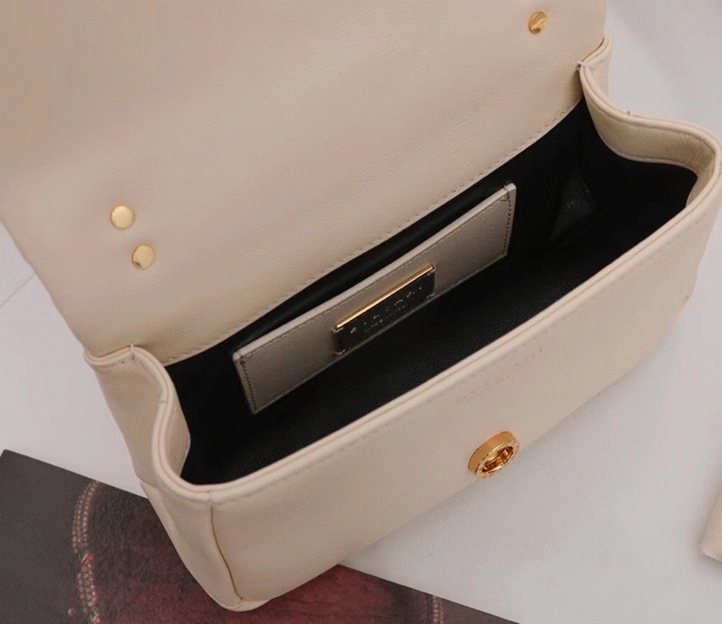 Knockoff Bv1g*ai Serpenti Cabochon Mini Bag White Calfskin
