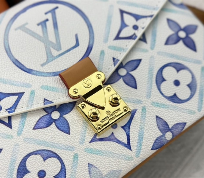 L0vis Vvtt0n LV By The Pool Monogram Tiles Canvas Metis Handbag In Lagoon Blue