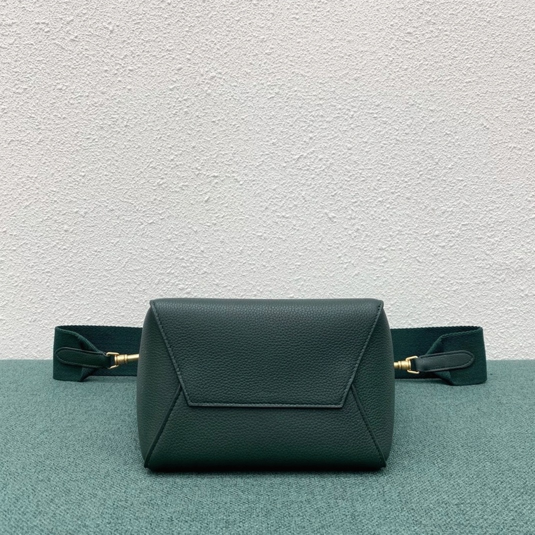 Top Quality Fake Ce1i*e Sangle Small Bucket Bag In Amazone Calfskin