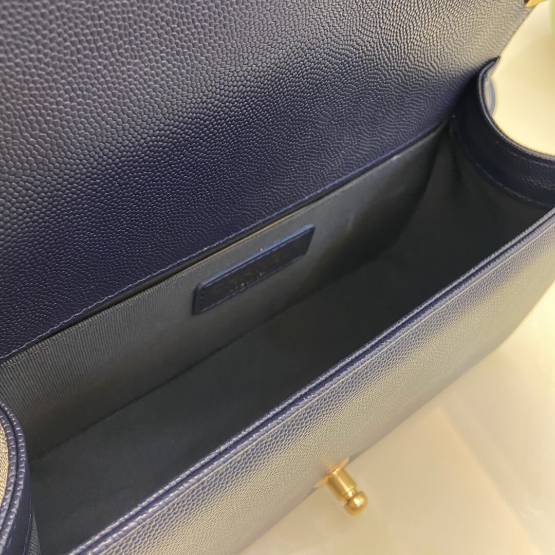 BOY Ch**el Handbag(high-end grade)