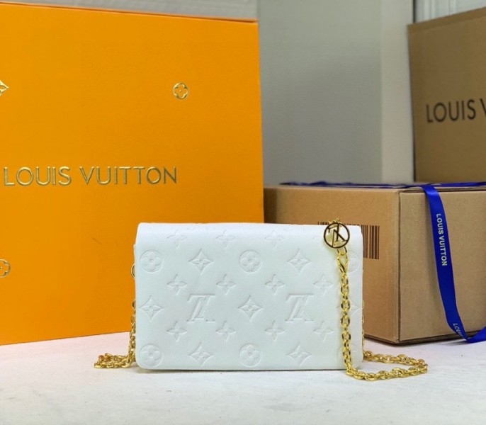 L0vis Vvtt0n Coussin Pochette In Cream