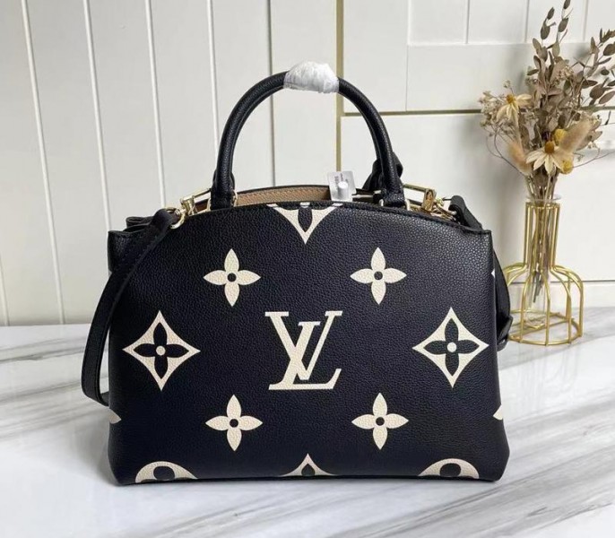 L0vis Vvtt0n Bicolor Monogram Empreinte Leather Petit Palais Handbag In Black And Beige
