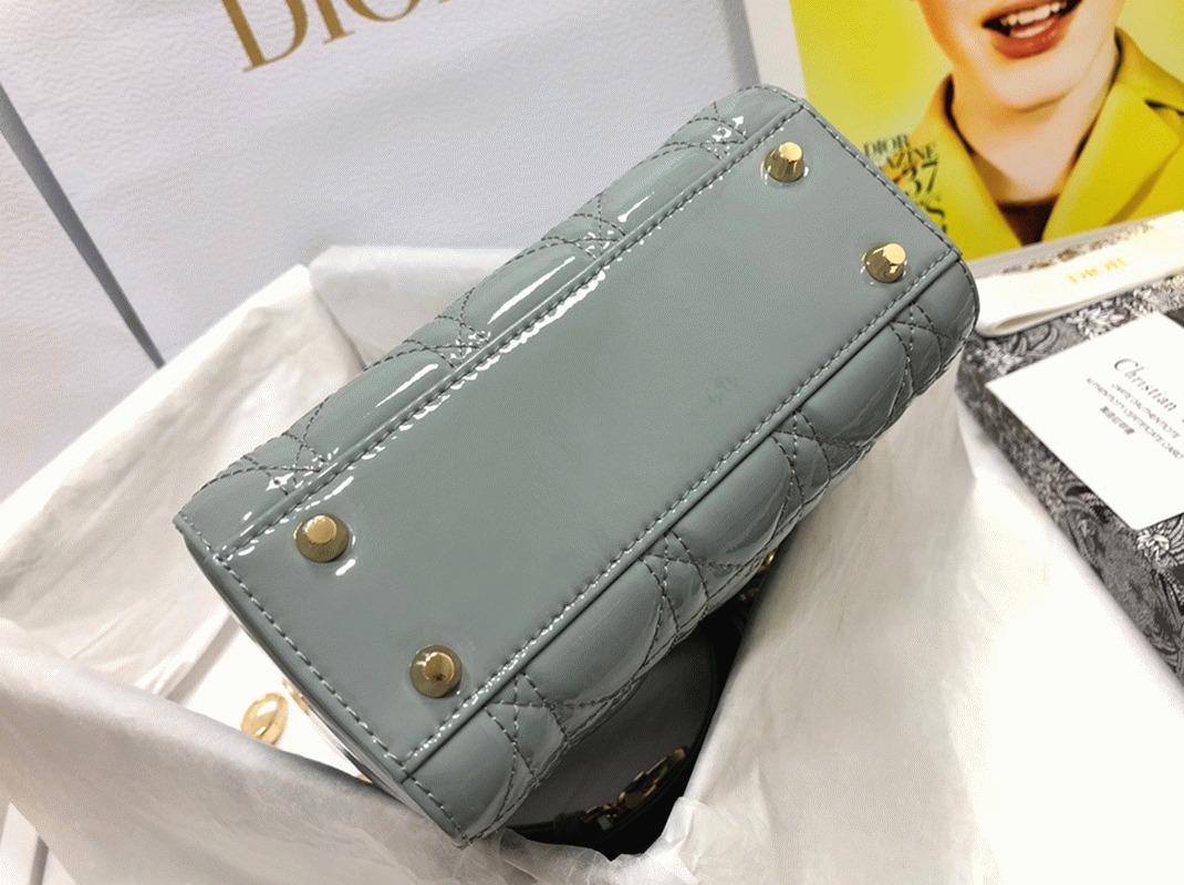 D10r Lady D10r Mini Chain Bag Replica with Chain in Grey