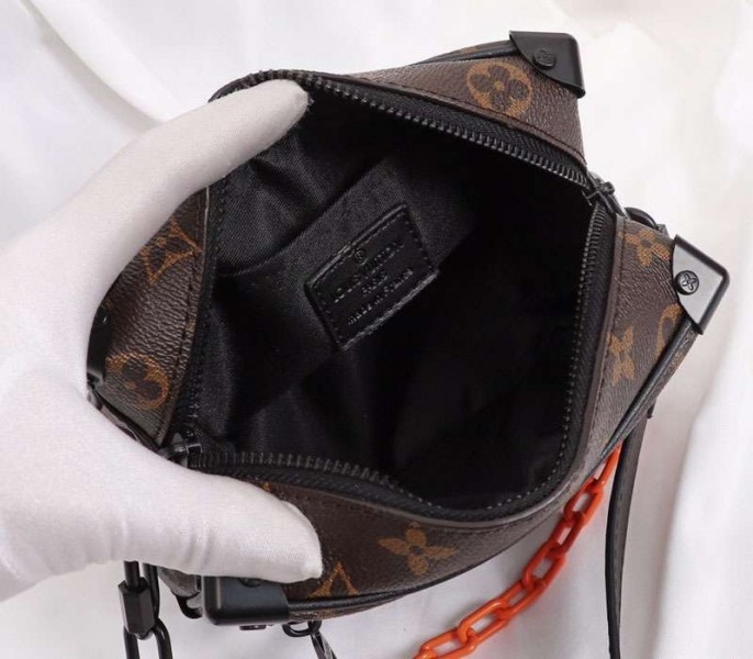 L0vis Vvtt0n Monogram Canvas Mini Soft Trunk Black Bag