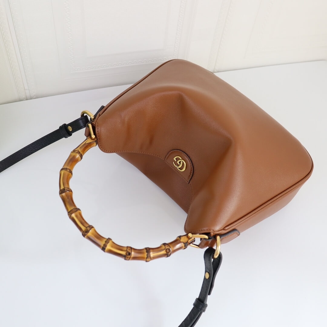Gvc*1 Diana Medium Shoulder Bag