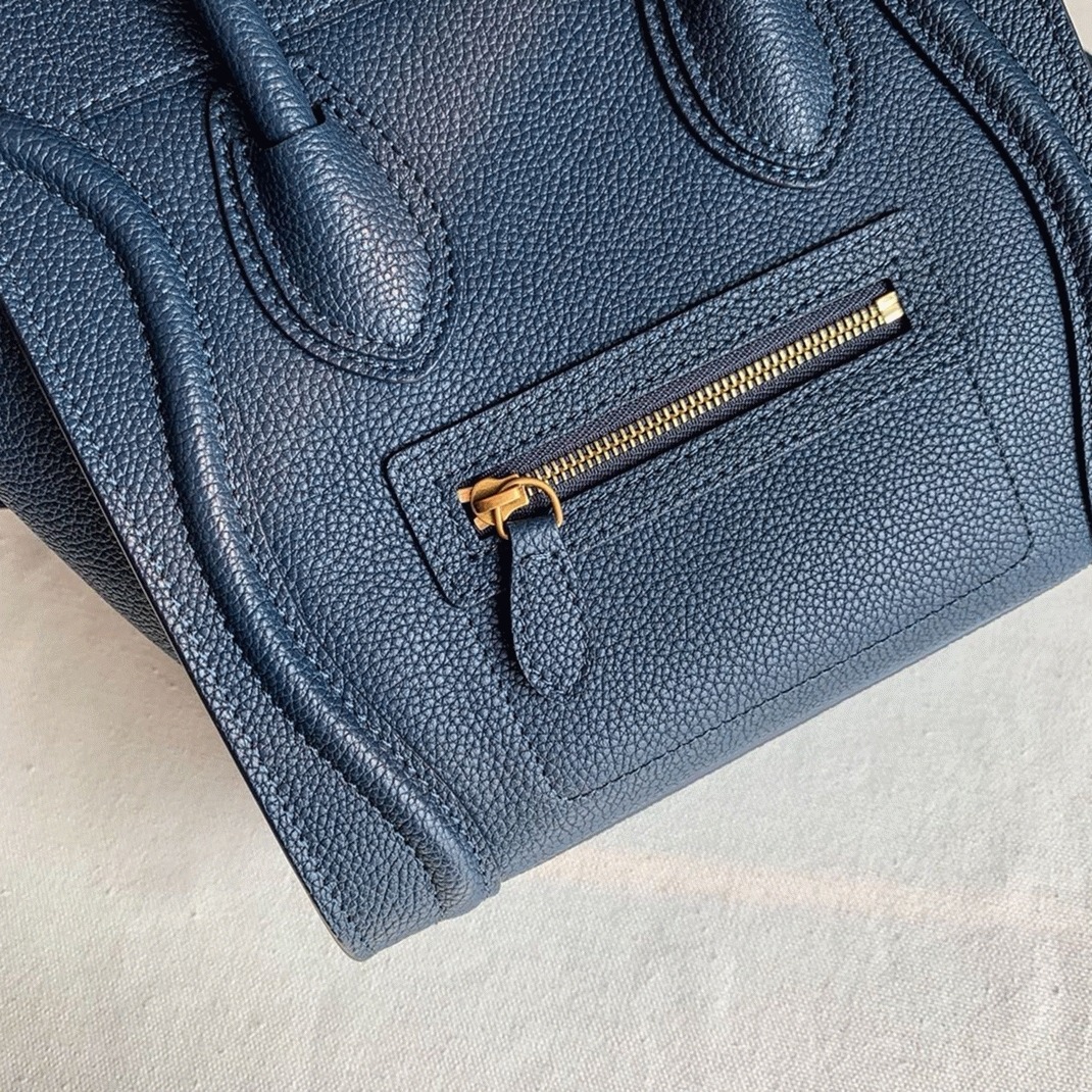 ce1i*e nano lU*gage tote bag imitation in navy blue