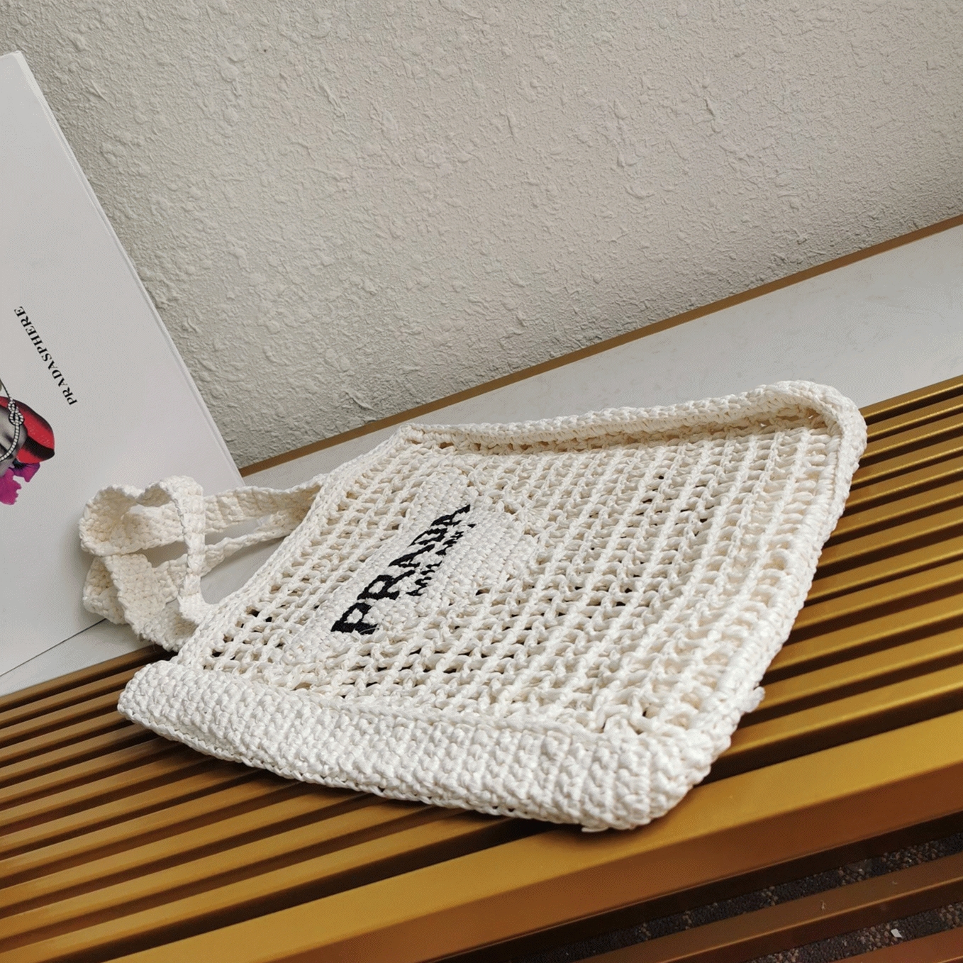 Pra*a Small Tote Bag Best Replica in White Woven Raffia