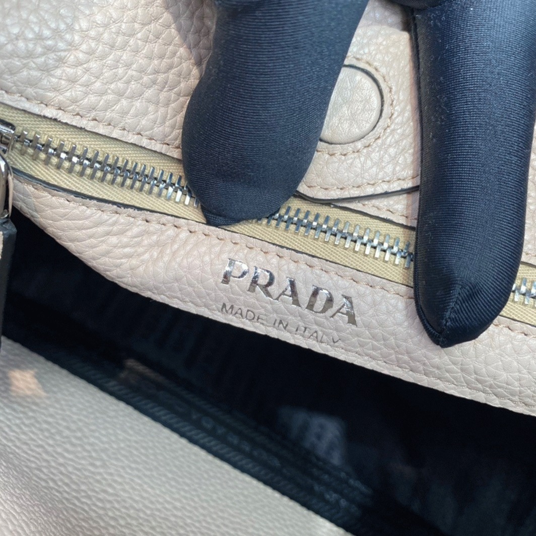 Pra*a Hobo Bag Fake in Sand
