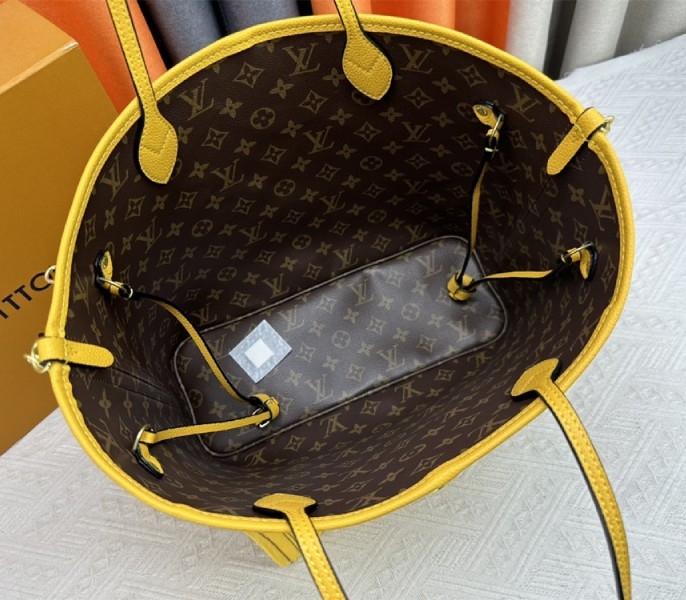 L0vis Vvtt0n Neverfull Bandouliere Inside Out MM Tote In Monogram Canvas And Yellow Textile And Leather