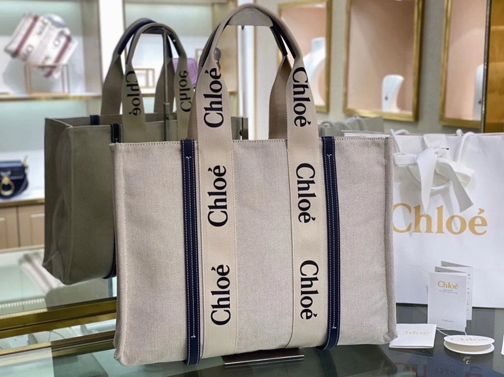 top quality replica Ch10e large woody tote bag in canvas with blue leather strips