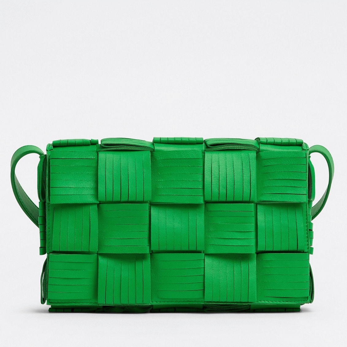 Top Quality Knockoff B0tt*ga Ven*ta Cassette Fringed Bag In Parakeet