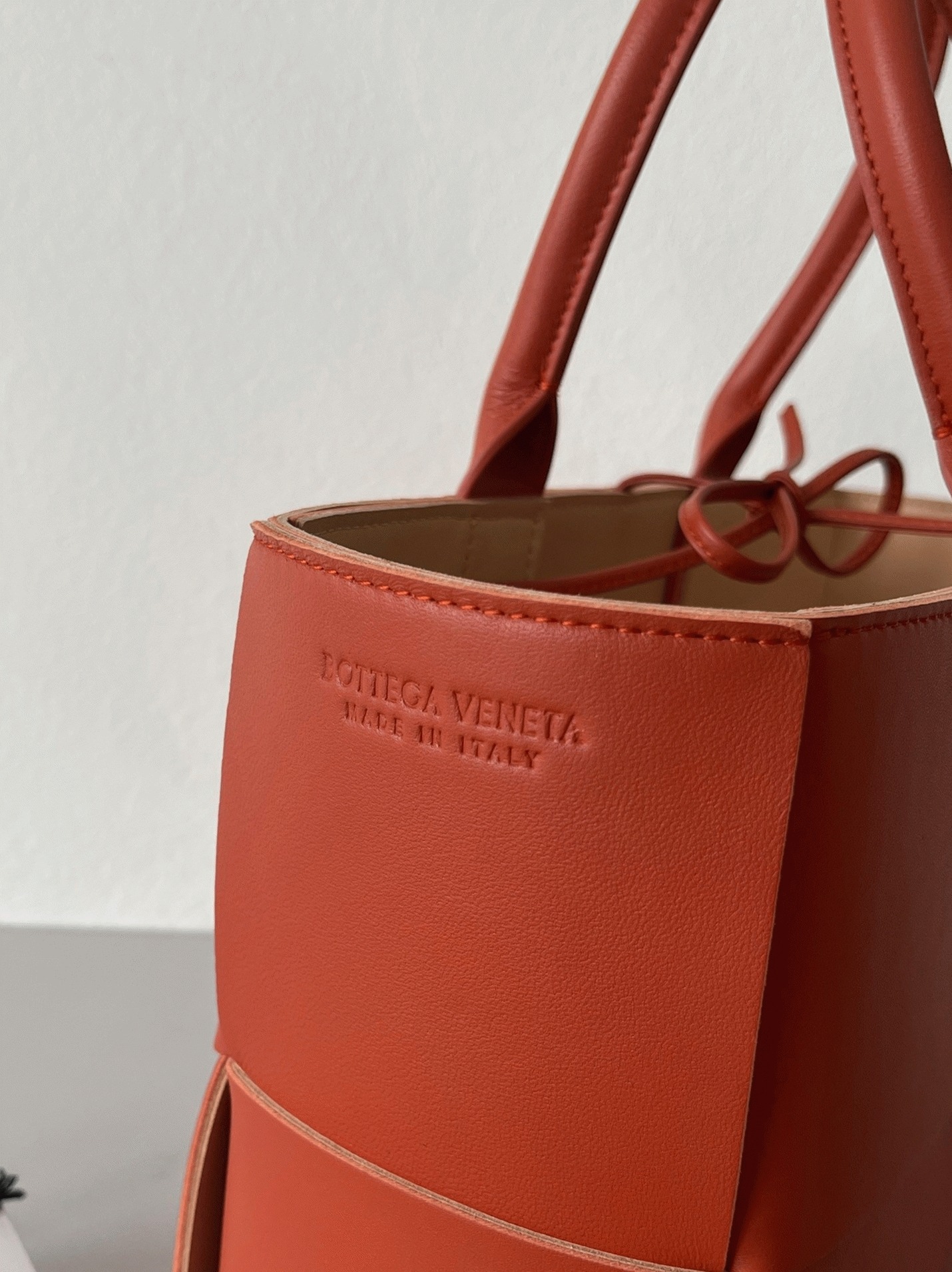 Replica B0tt*ga Ven*ta Arco Small Tote Maple