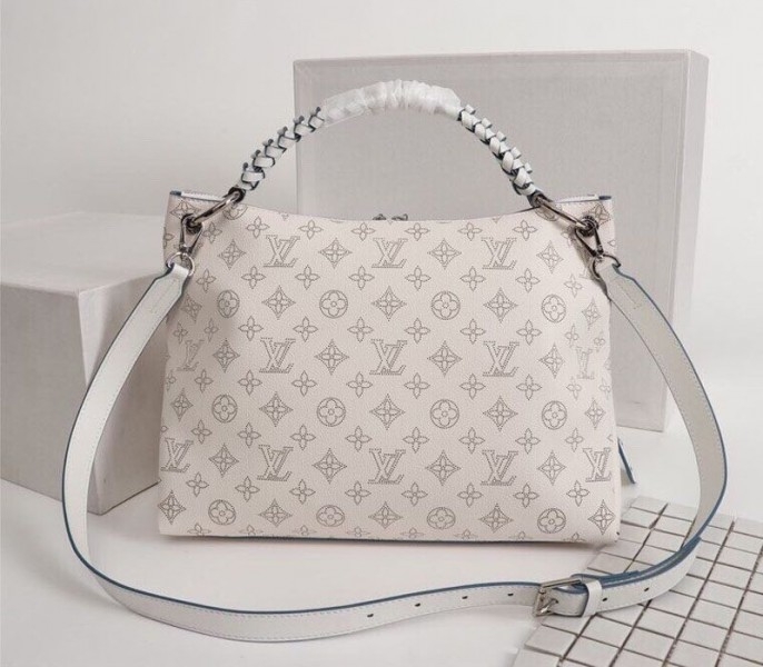 LV Mahina Beaubourg MM Hobo In Off White