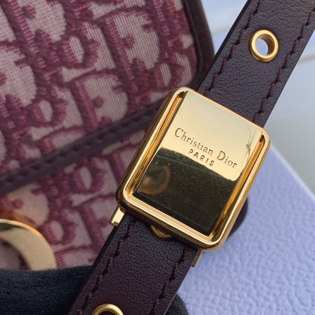 D10r 30 Montaigne Medium Bag Knockoff in Bordeaux D10r Oblique Jacquard