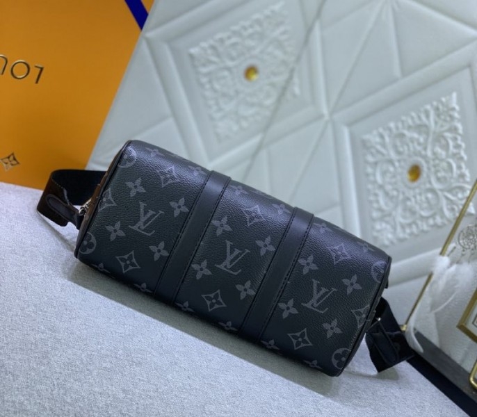 L0vis Vvtt0n Monogram Eclipse Canvas Keepall Bandouliere 25 Travel Bag