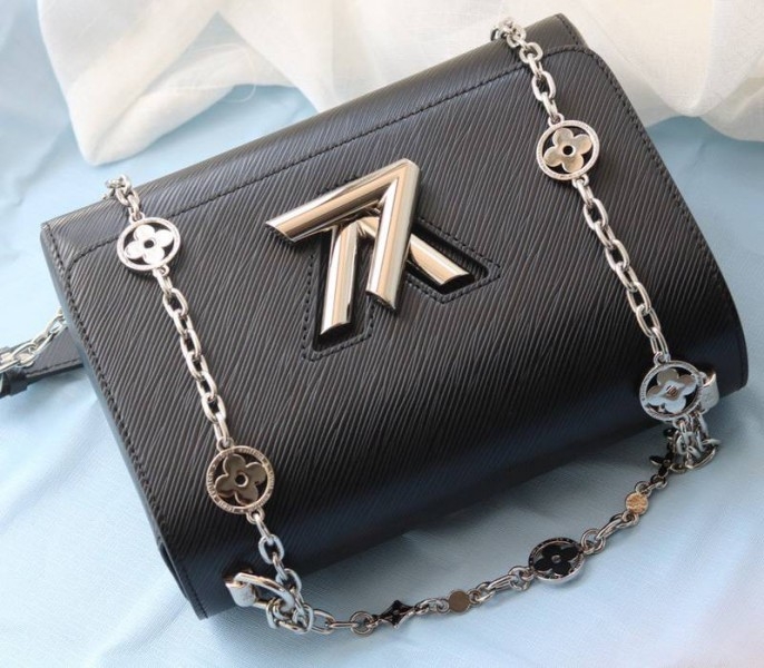 L0vis Vvtt0n Epi Leather Twist MM With Flowers Jewels Chain Bag In Black