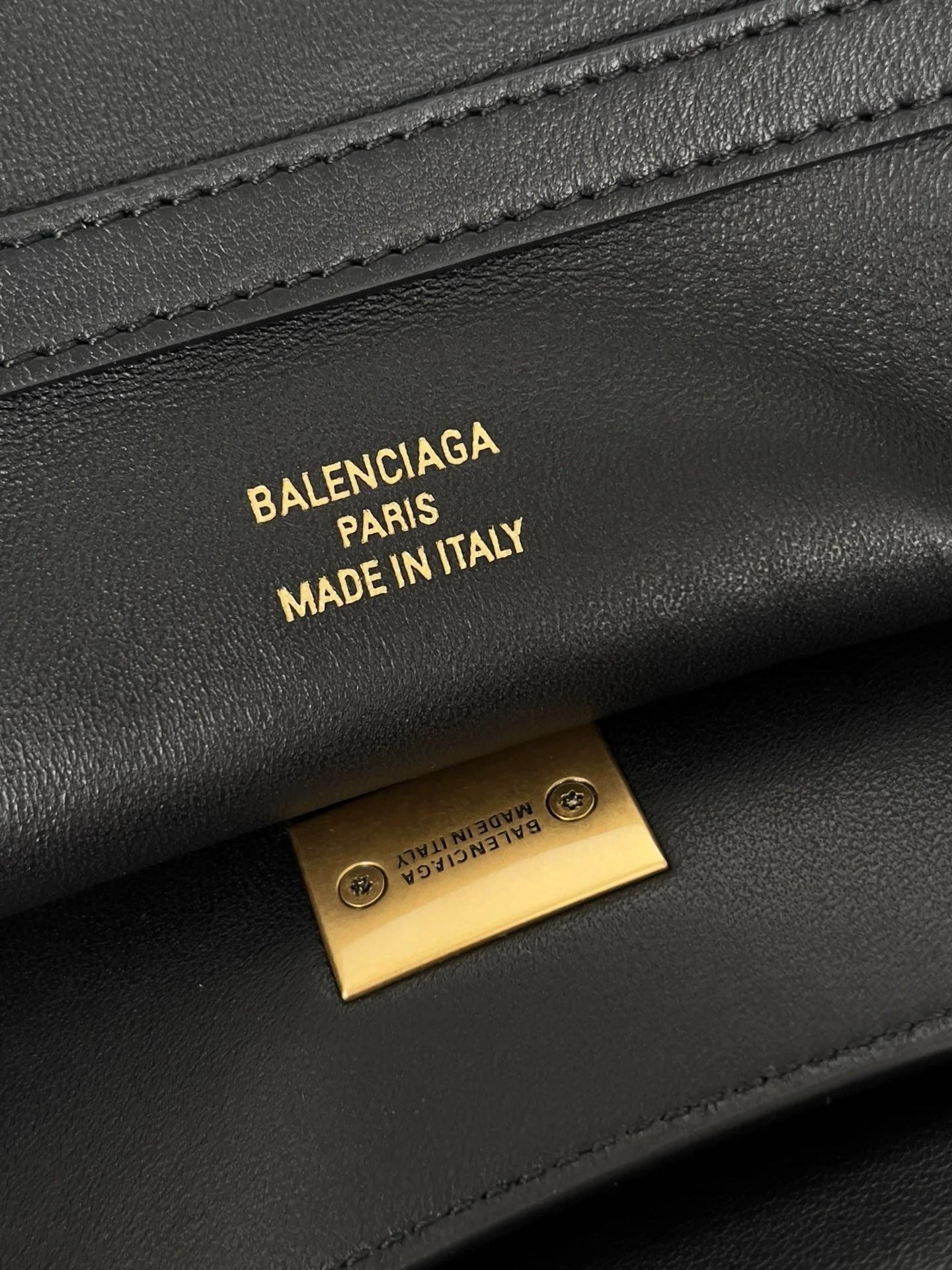 Knockoff Ba1en*iaga Rodeo Large Bag Black Calfskin