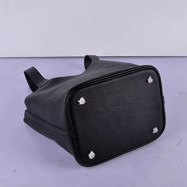 Black knockoff H**me5 Picotin Lock handbag