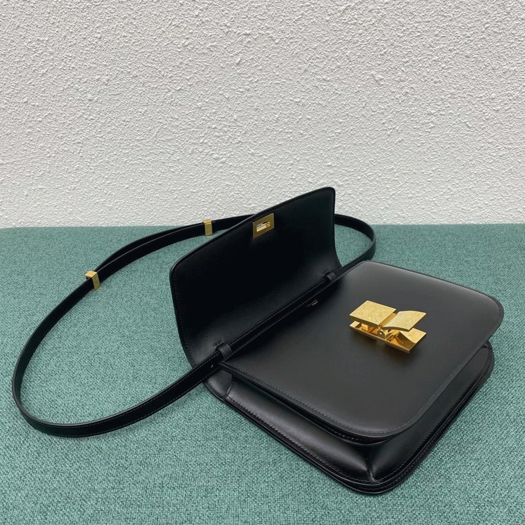 Top Quality Imitation Ce1i*e Classic Box Medium Bag In Black