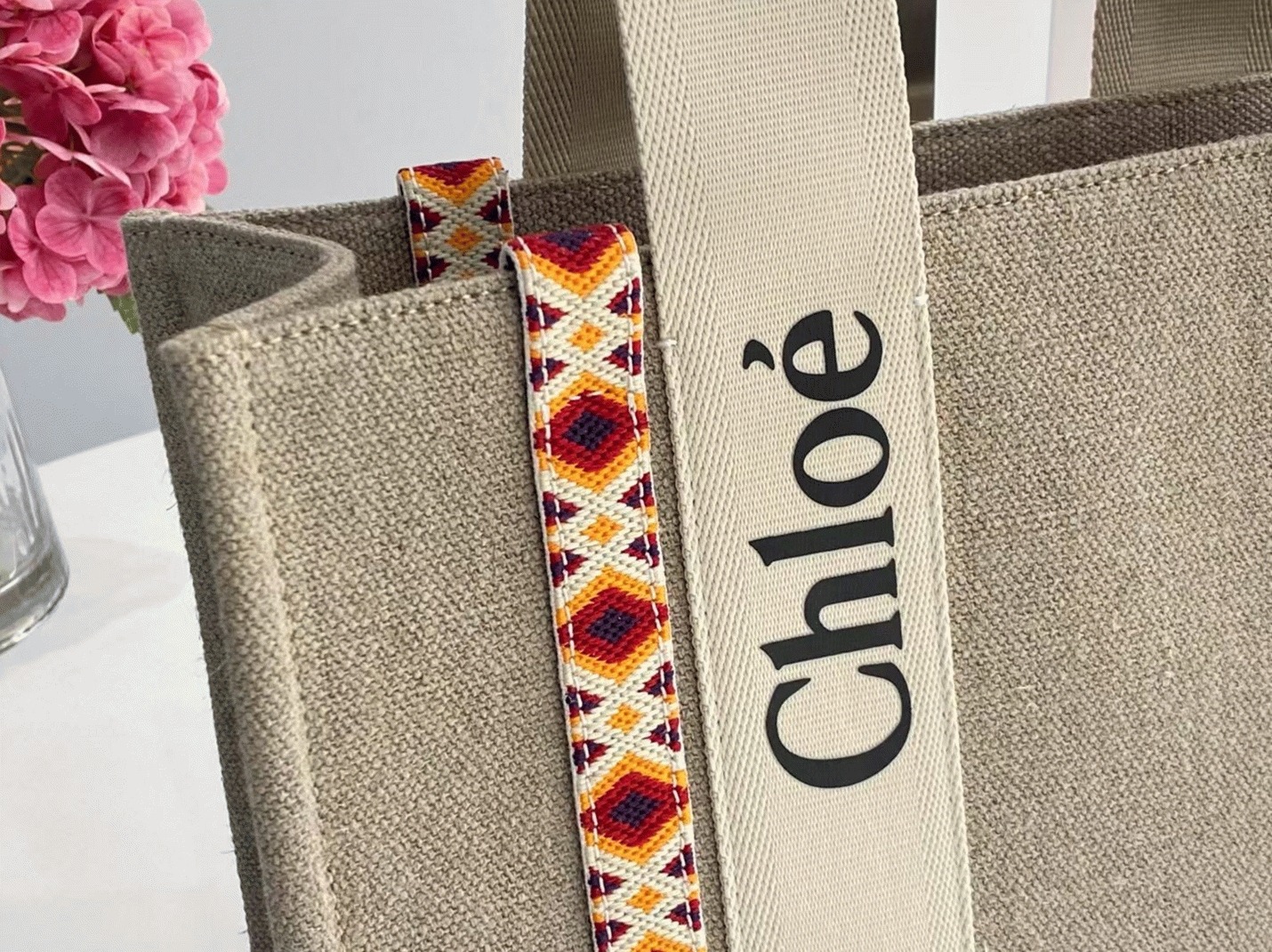 top quality replica Ch10e medium woody tote bag with hand-embroidered