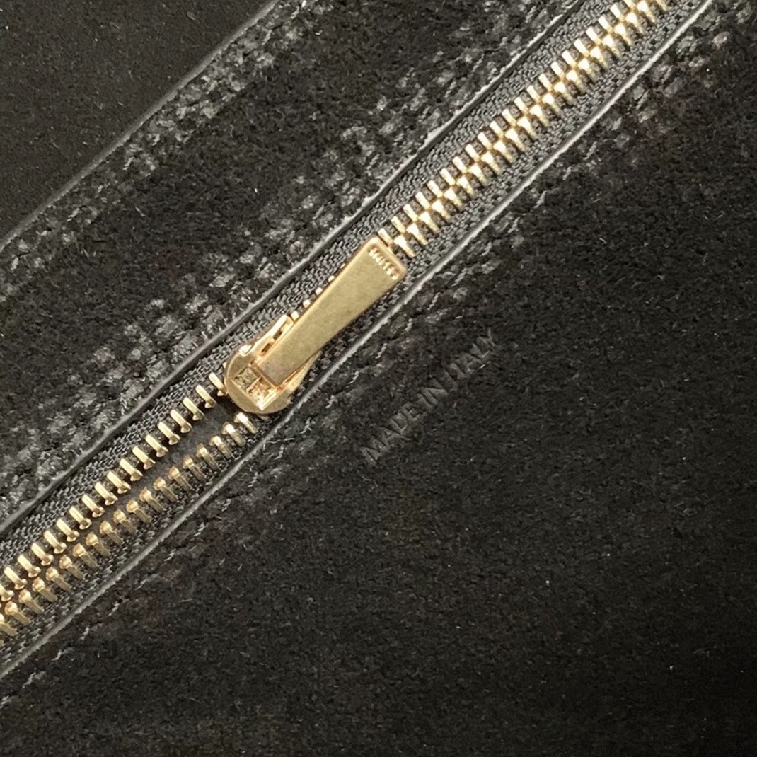 Top Quality Replica Ce1i*e Sangle Bucket Bag In Black Grained Calfskin