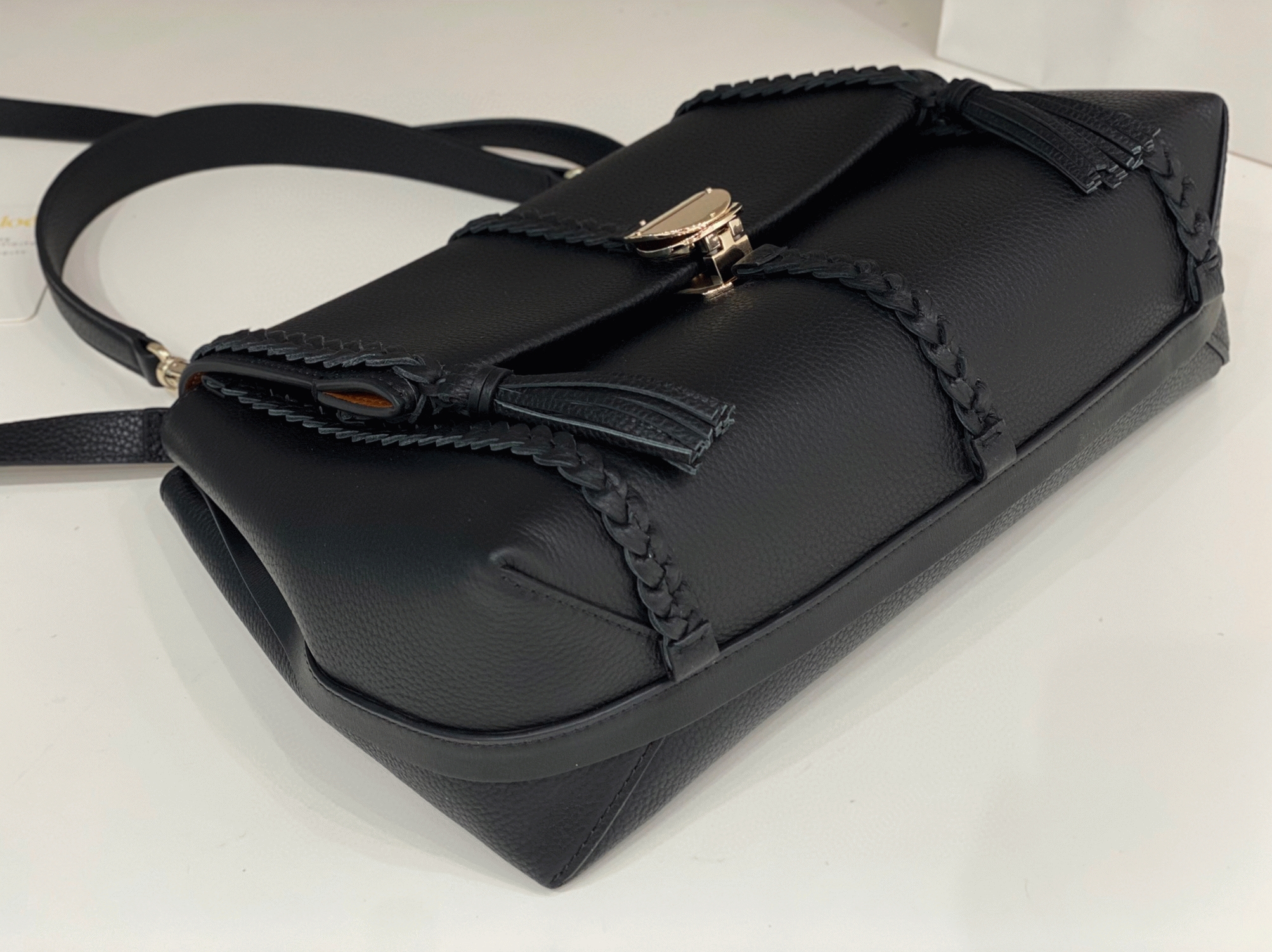 top quality knockoff Ch10e penelope medium shoulder bag in black grained calfskin