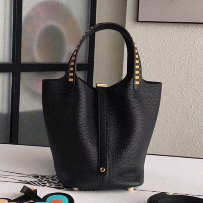 Black 1:1 fake H**me5 Picotin Lock 18cm handbag with braided handles