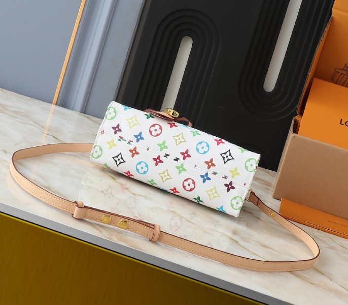 LV X TM Multicolored Onthego East West Chain In White