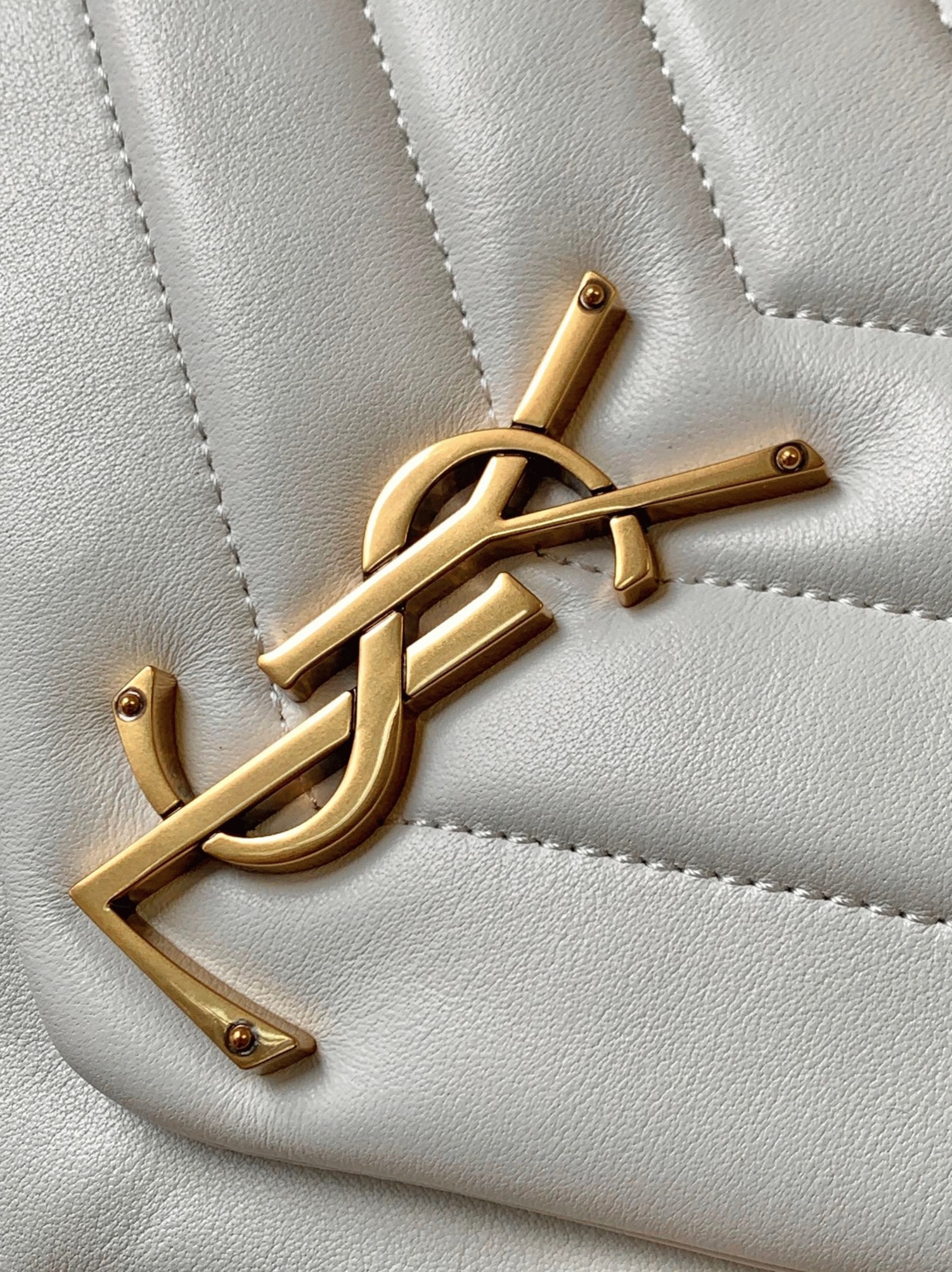Fake Sa1nt Lau*nt LouLou Medium Chain Bag White