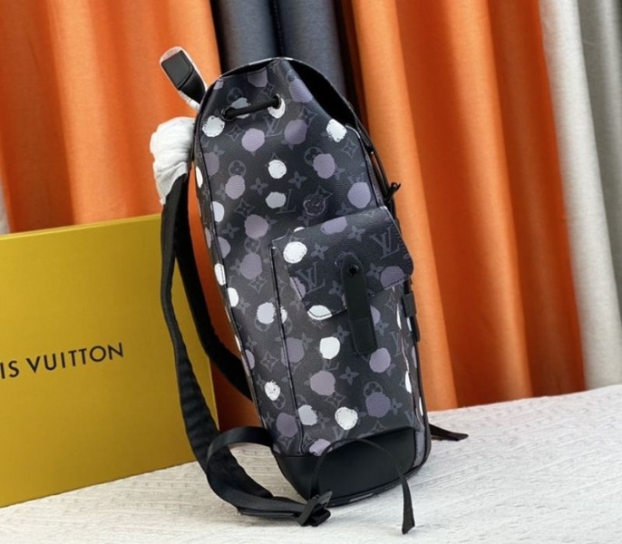 L0vis Vvtt0n X YK Monogram Eclipse Christopher Backpack