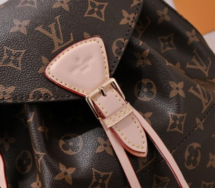 L0vis Vvtt0n Monogram Canvas Montsouris PM Backpack