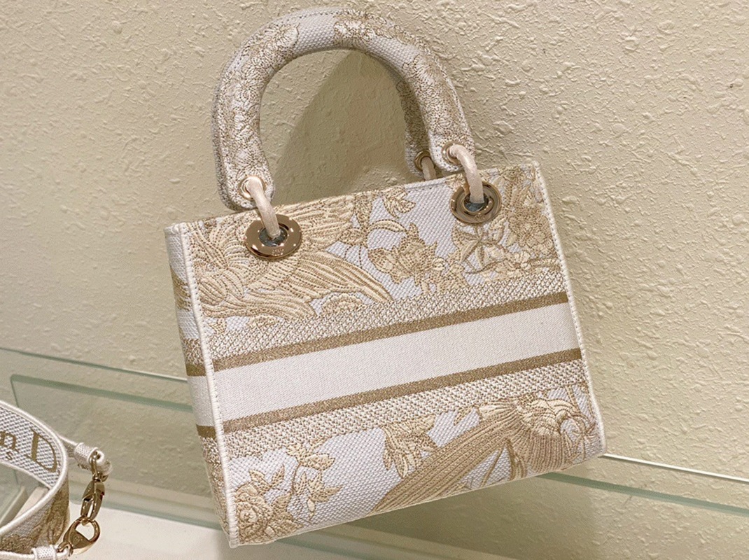 D10r Lady D-Lite Medium Bag Knockoff in Gold Jardin d Hiver Embroidery