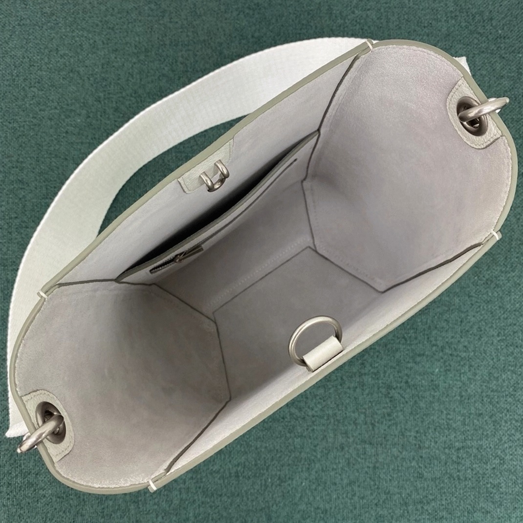 Top Quality Fake Ce1i*e Sangle Small Bucket Bag In White Calfskin