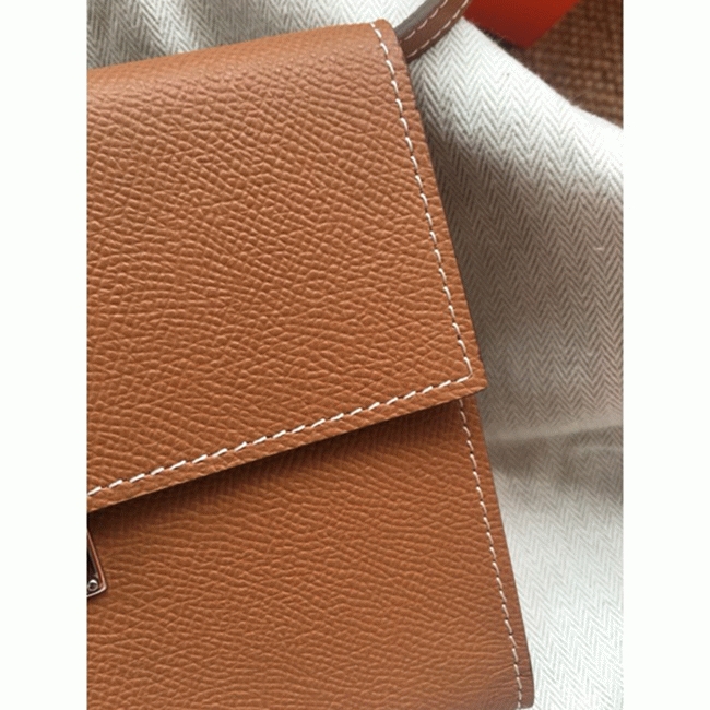 Brown perfect fake H**me5 Clic wallet with strap