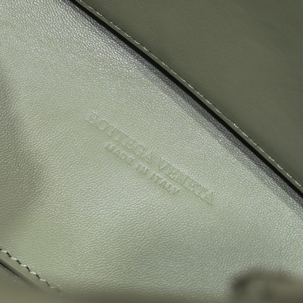Replica B0tt*ga Ven*ta Small Andiamo Bag Travertine