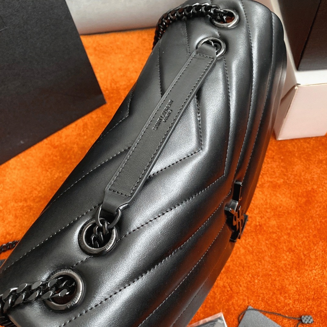 Fake Sa1nt Lau*nt LouLou Medium Chain Bag Black