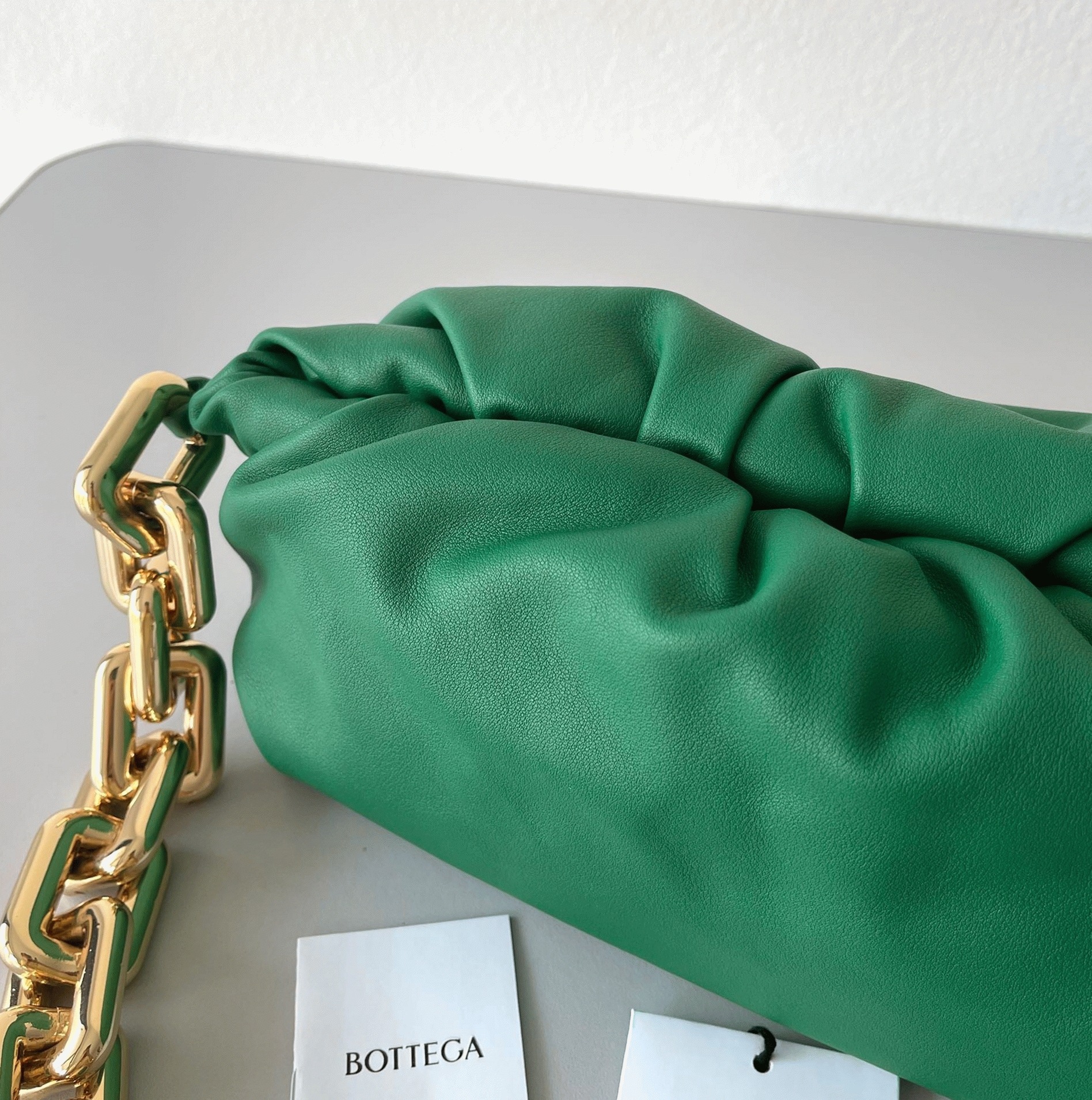 Replica B0tt*ga Ven*ta The Chain Pouch Bag Green
