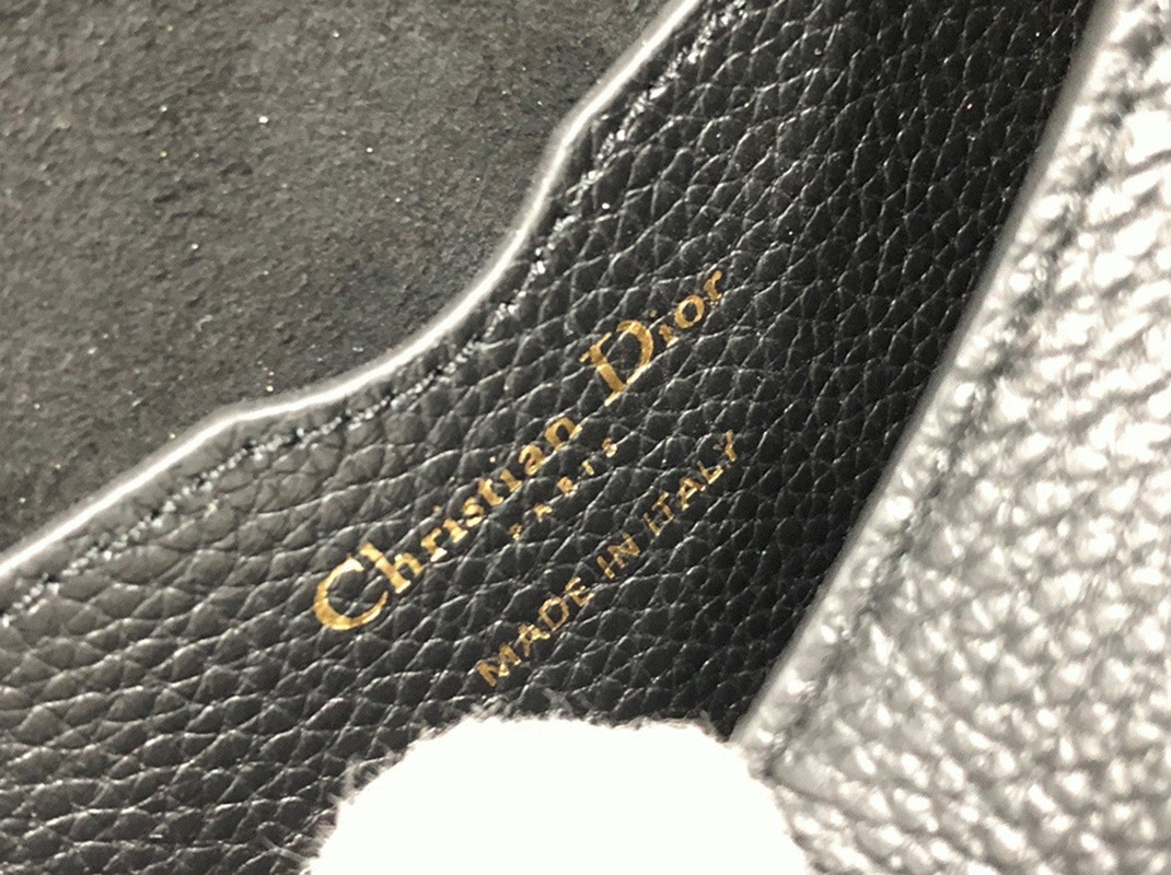D10r Bobby Medium Bag Knockoff in Black