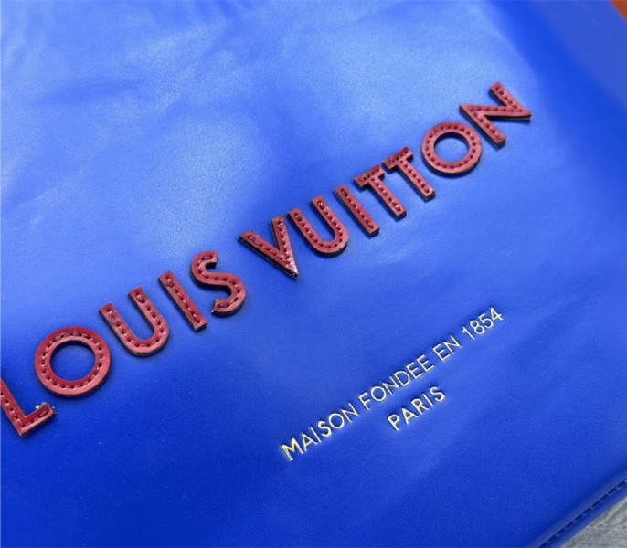 L0vis Vvtt0n Other Leathers Shopper Cabas MM Tote In Blue
