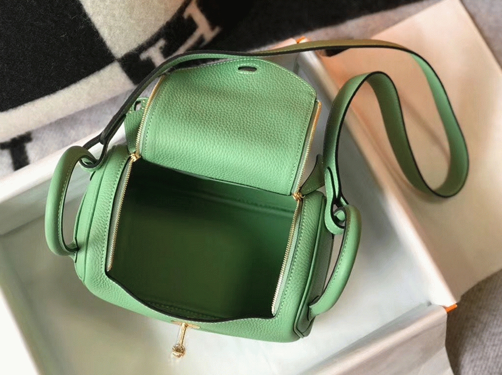 Knockoff H**me5 Lindy Mini handbag in vert criquet color